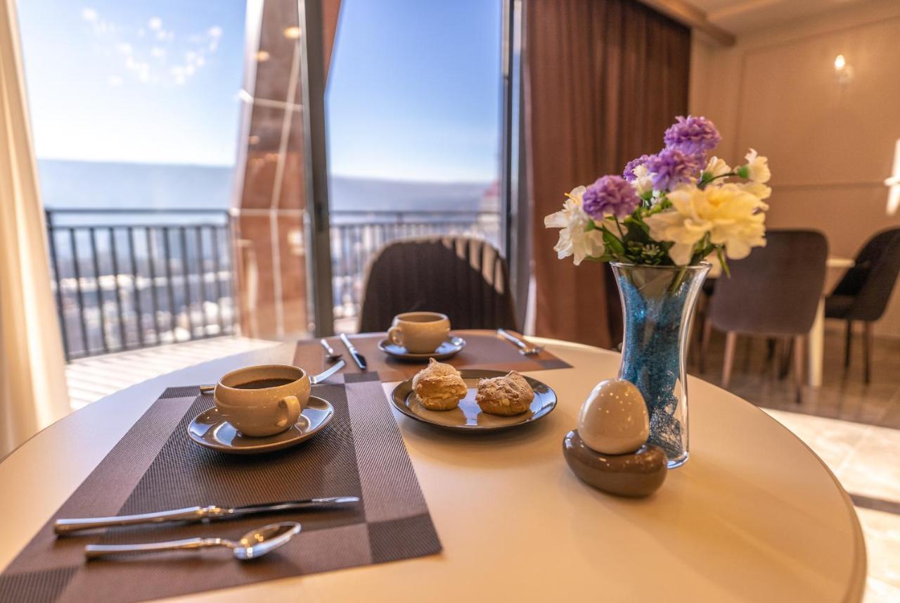 Hotel Residence Plaza Tbiliszi Kültér fotó