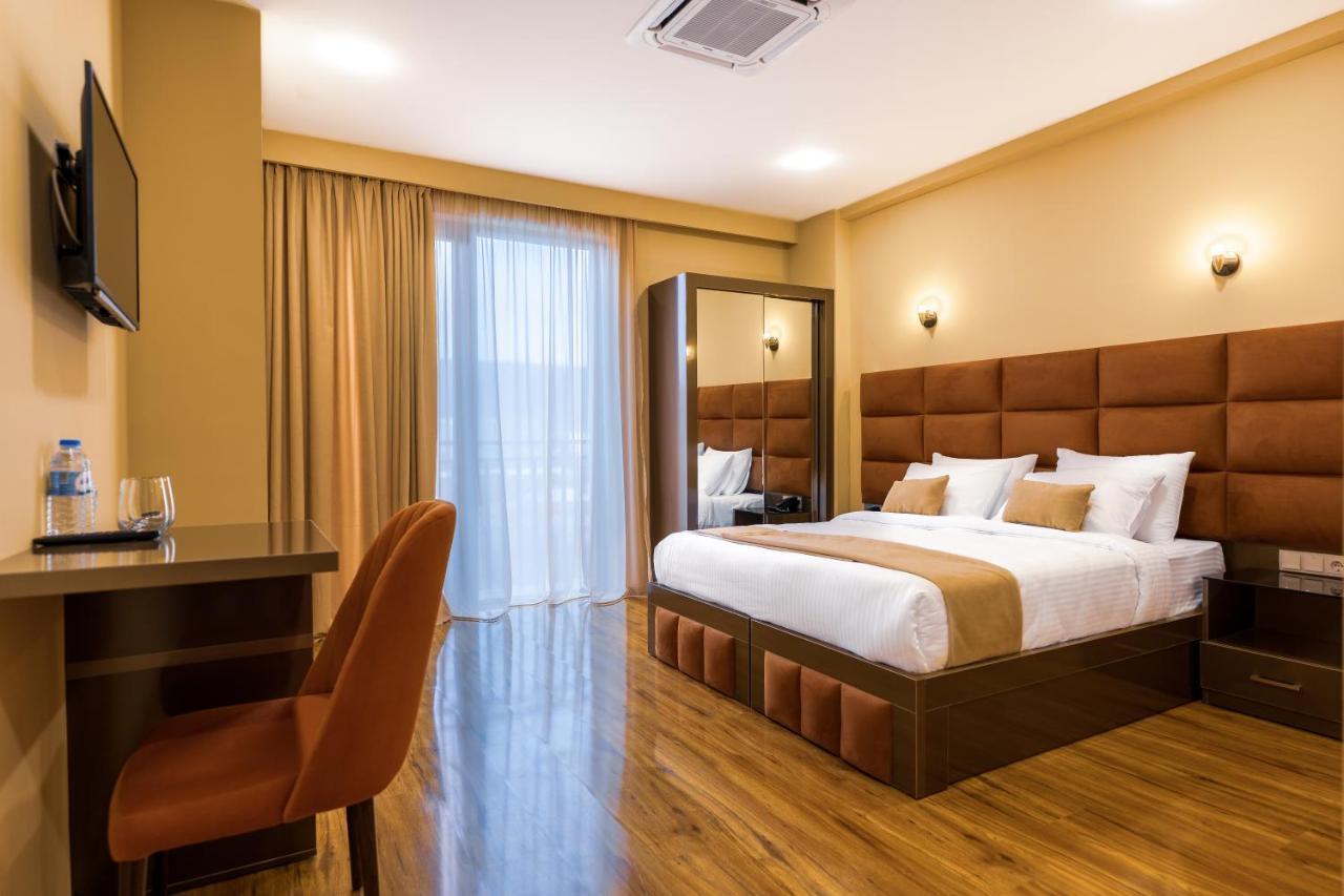 Hotel Residence Plaza Tbiliszi Kültér fotó