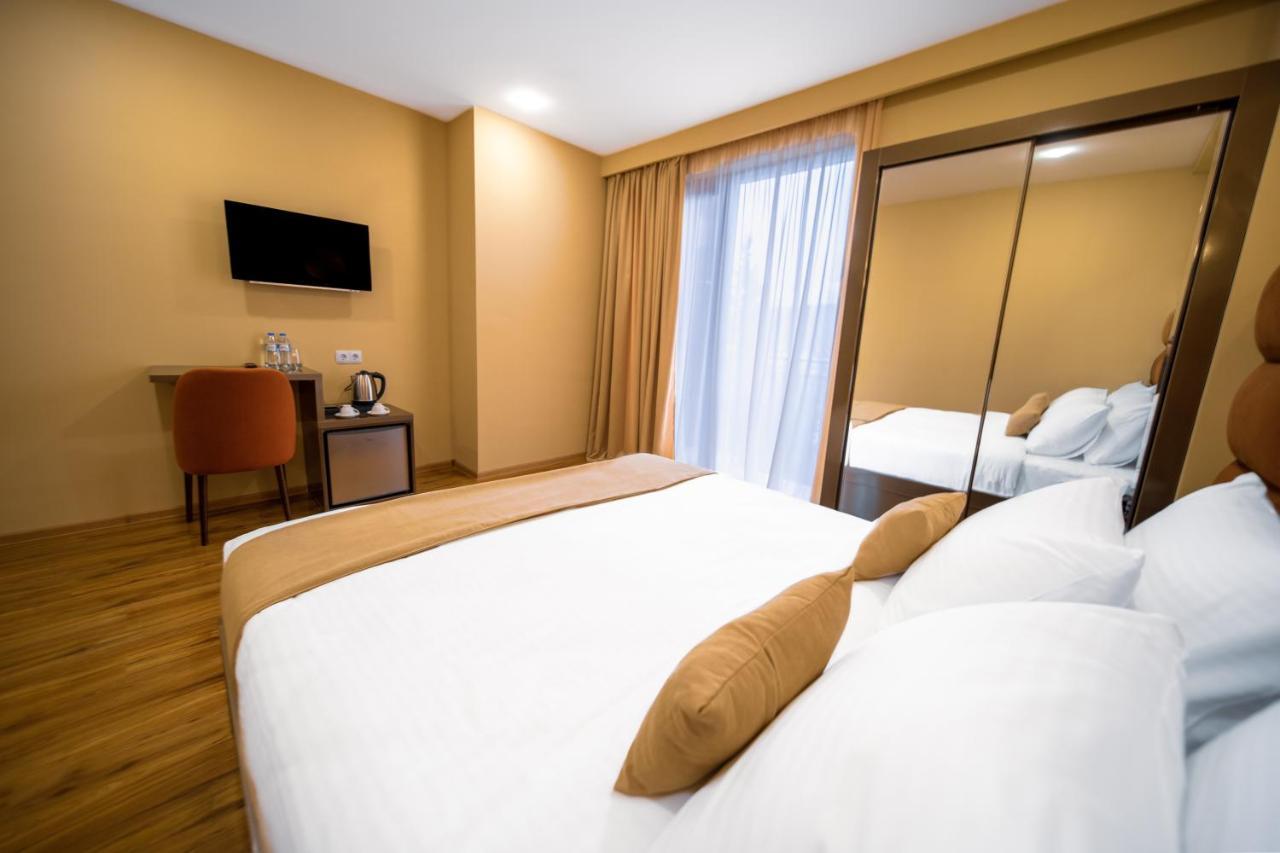 Hotel Residence Plaza Tbiliszi Kültér fotó