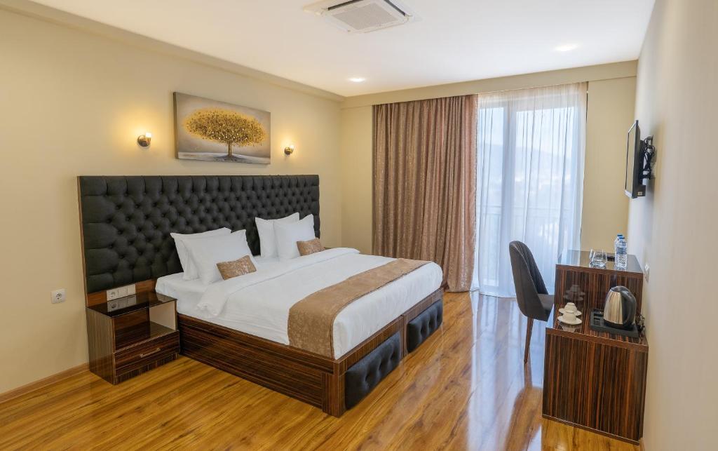 Hotel Residence Plaza Tbiliszi Kültér fotó