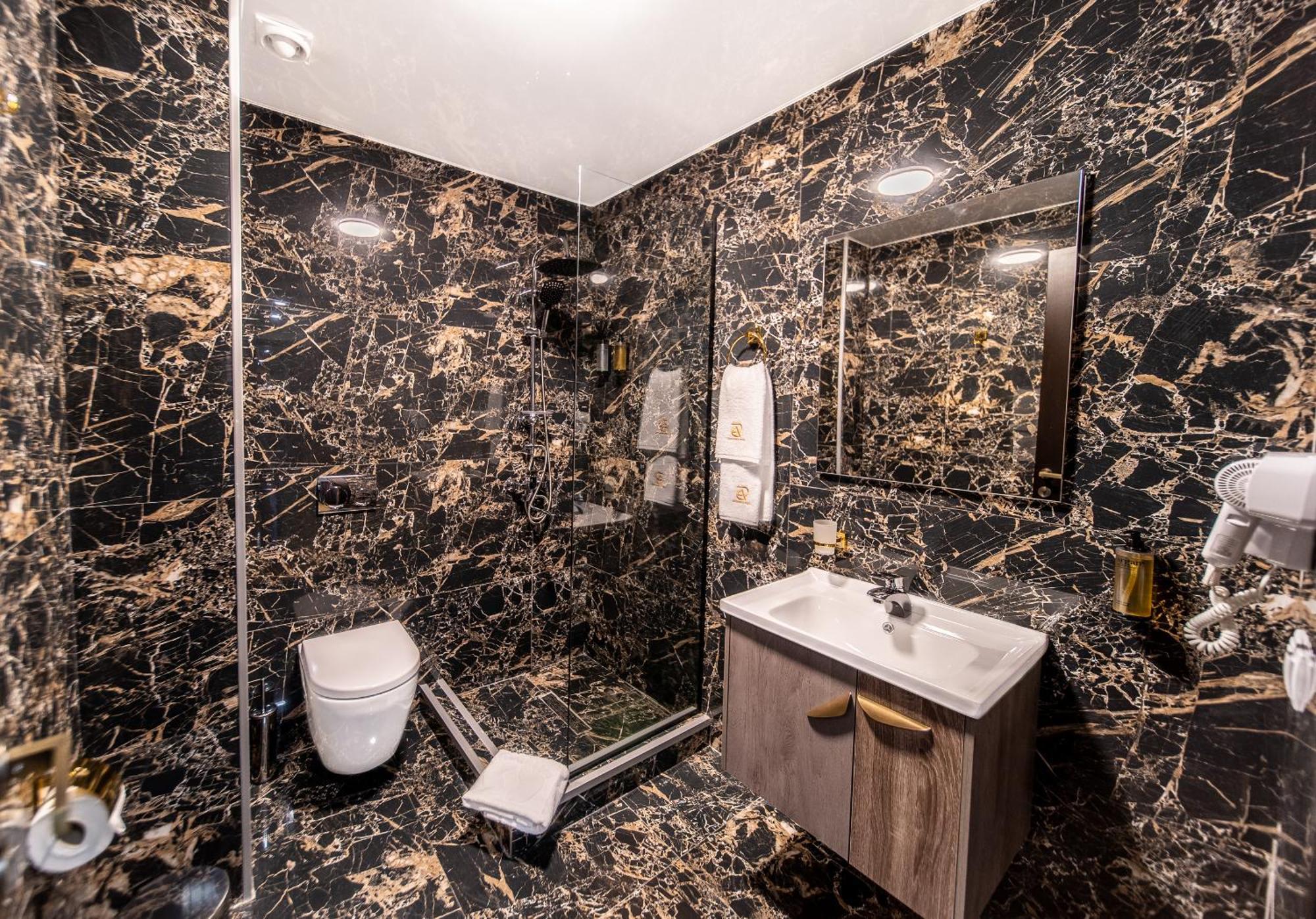 Hotel Residence Plaza Tbiliszi Szoba fotó